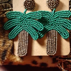 New Beautiful palm tree earrings